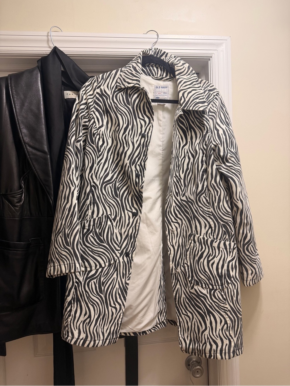 Vintage Old Navy Women's Black & White Zebra Print Coat